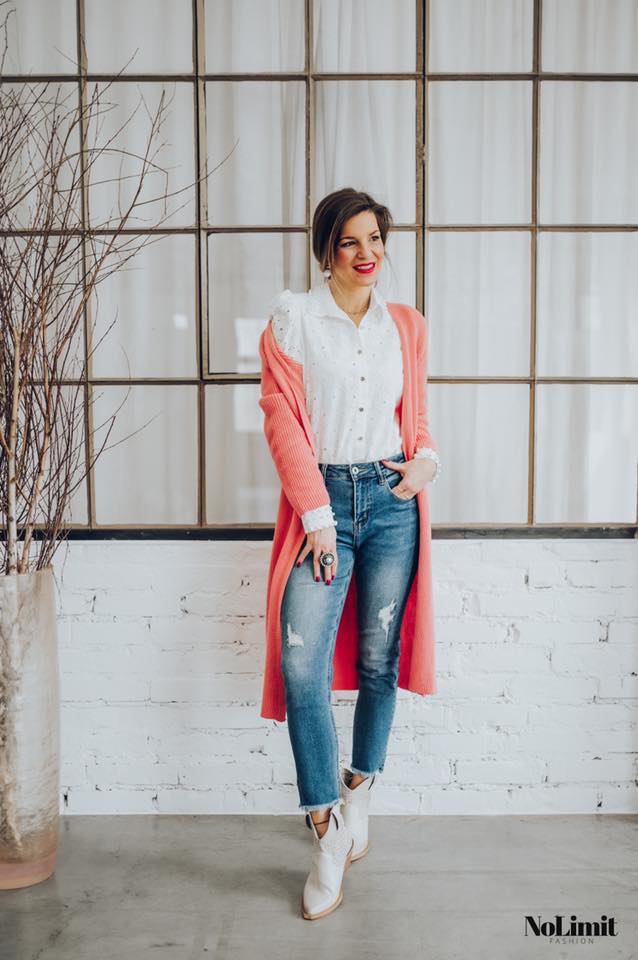 Korall rózsaszín - a szezon meleg, kedves színe